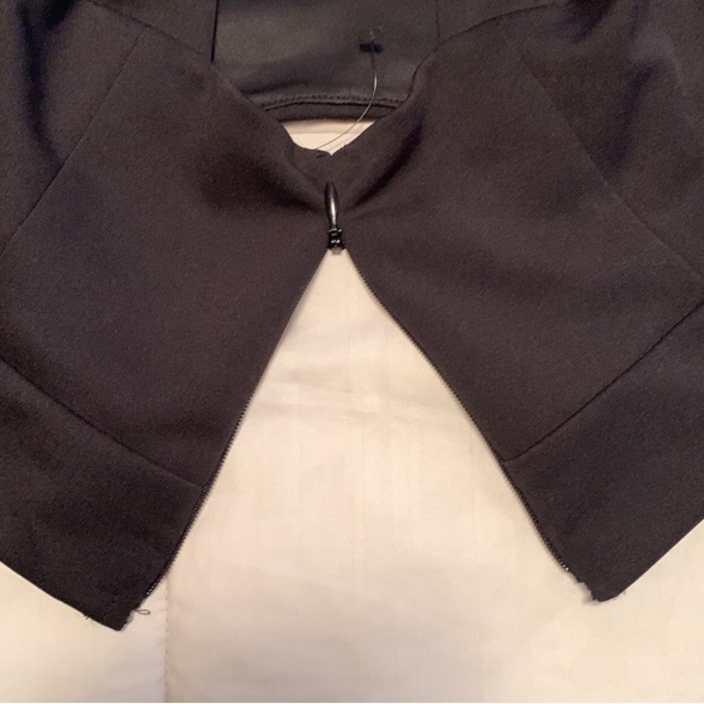 Express Crop Top - image 8